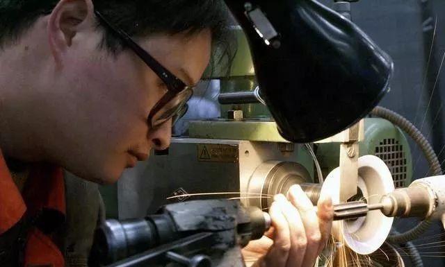 機(jī)加工和CNC技術(shù)員，這兩者有區(qū)分嗎 (圖2)